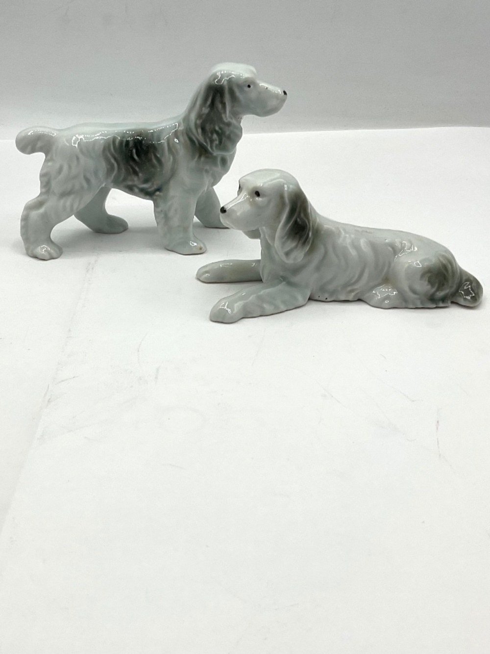 2 Spanial   Dog Figurine porcelail   Vintage
